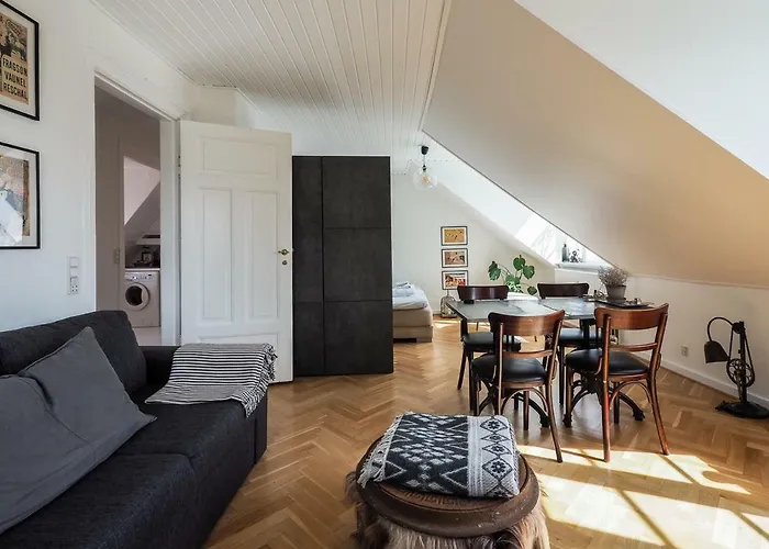 Colourful Nyhavn Experience