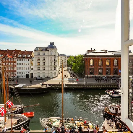 Colourful Nyhavn Experience Kodaň