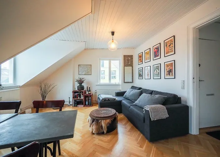 Colourful Nyhavn Experience Copenhagen